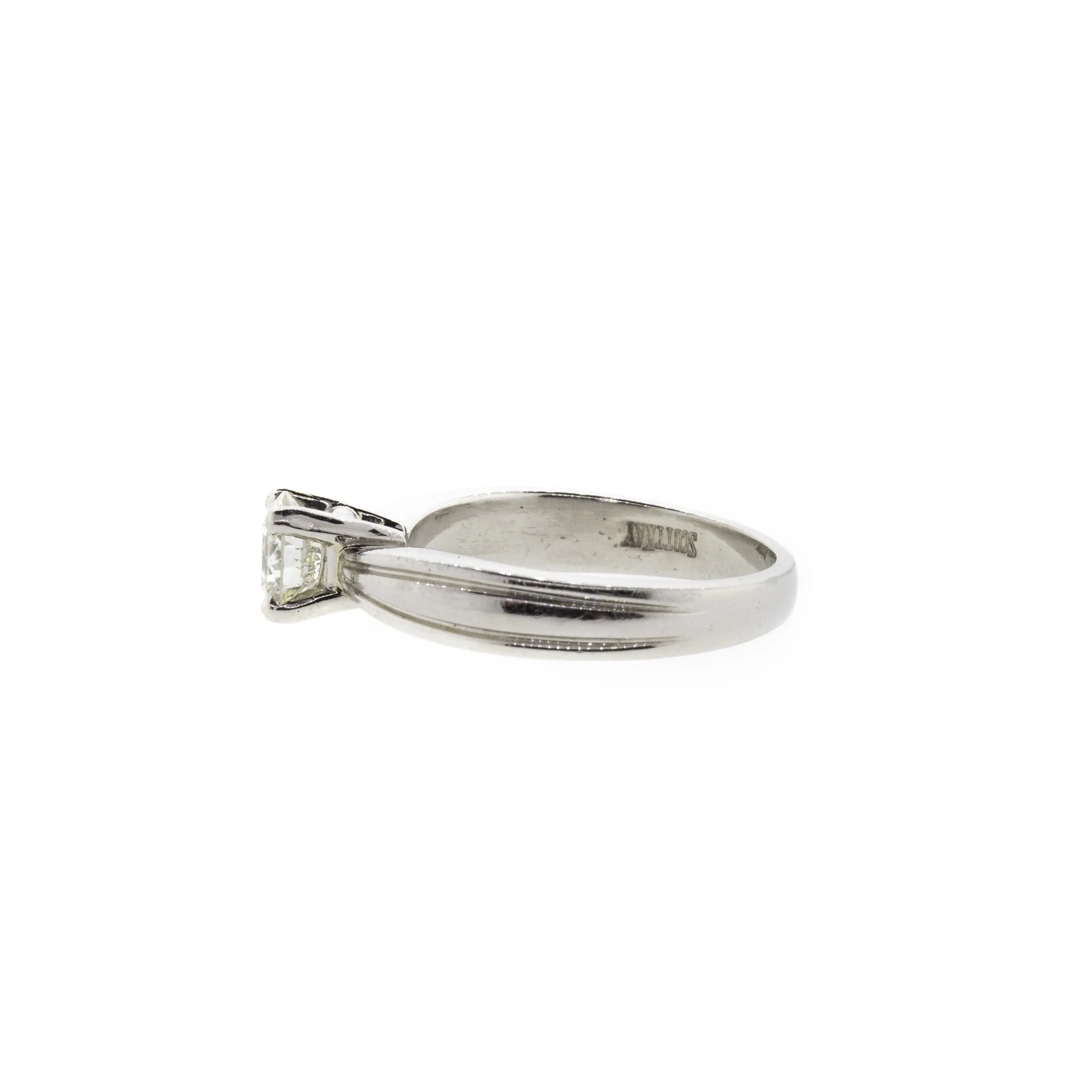 Round Brilliant Diamond Tapered Platinum Solitaire Ring