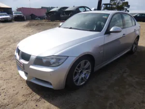 S2694 3' E90 Sedan 325i N52 AUTO 2005/10