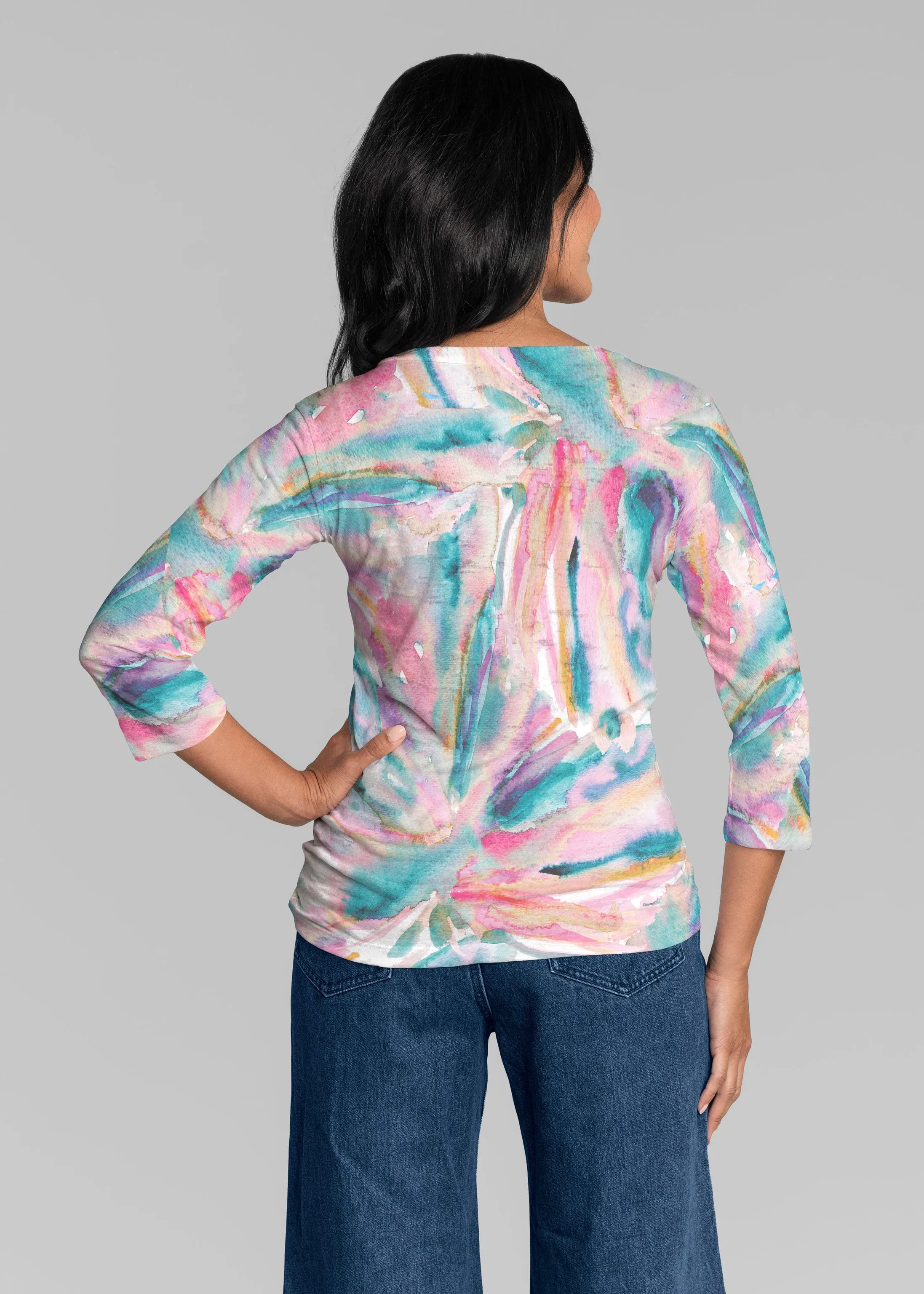 Sparky (17109) ~ Signature 3/4 Sleeve V-Neck Top
