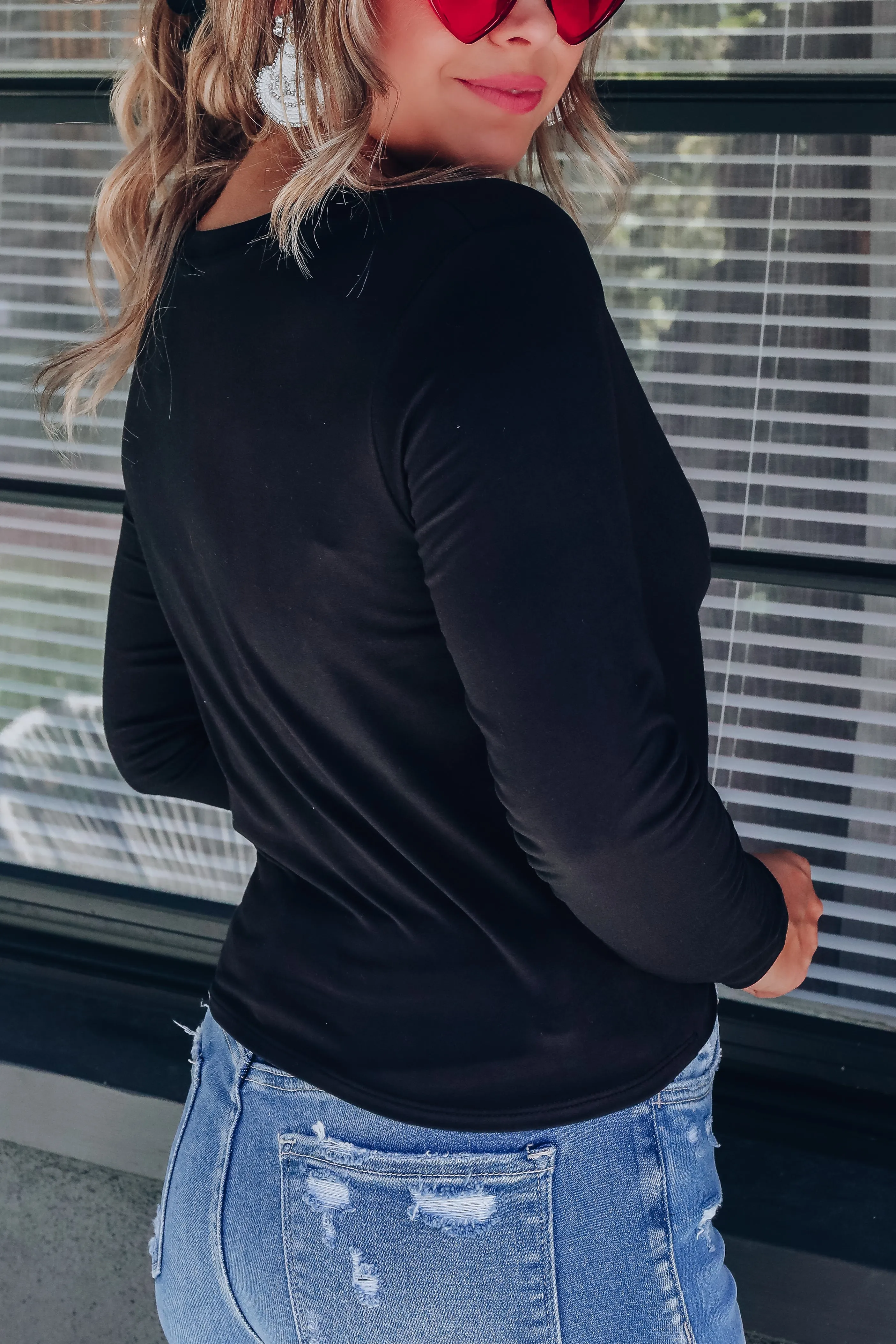 Spiral Knot Long Sleeved Crop Top - Black