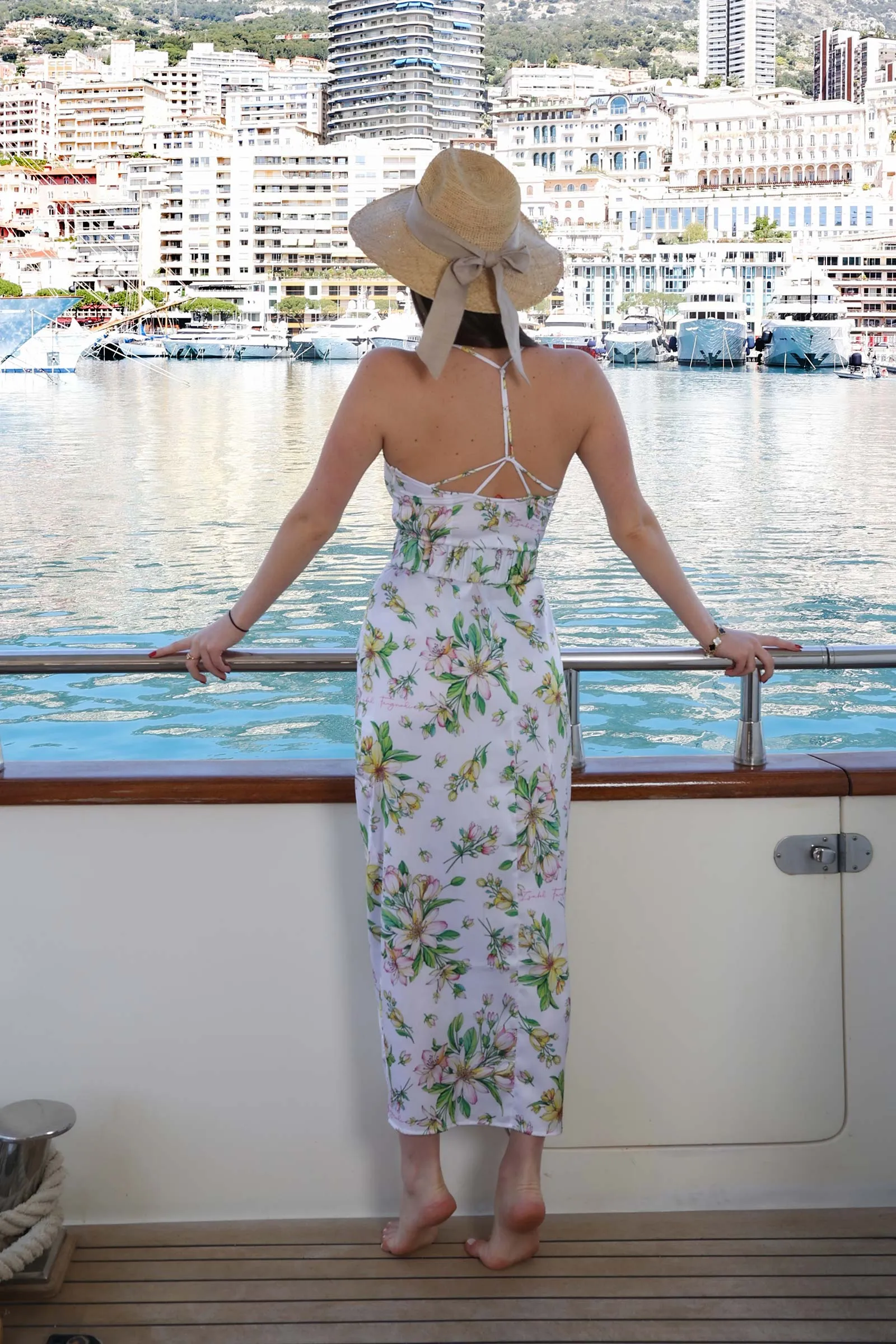 THE LADY HAT