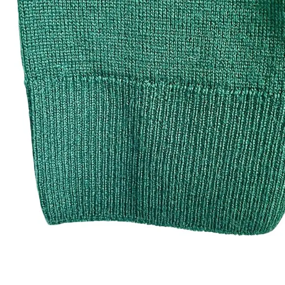 Vintage Talbots 100% Wool Lightweight Green Crew Neck Sweater Women's Sz Medium