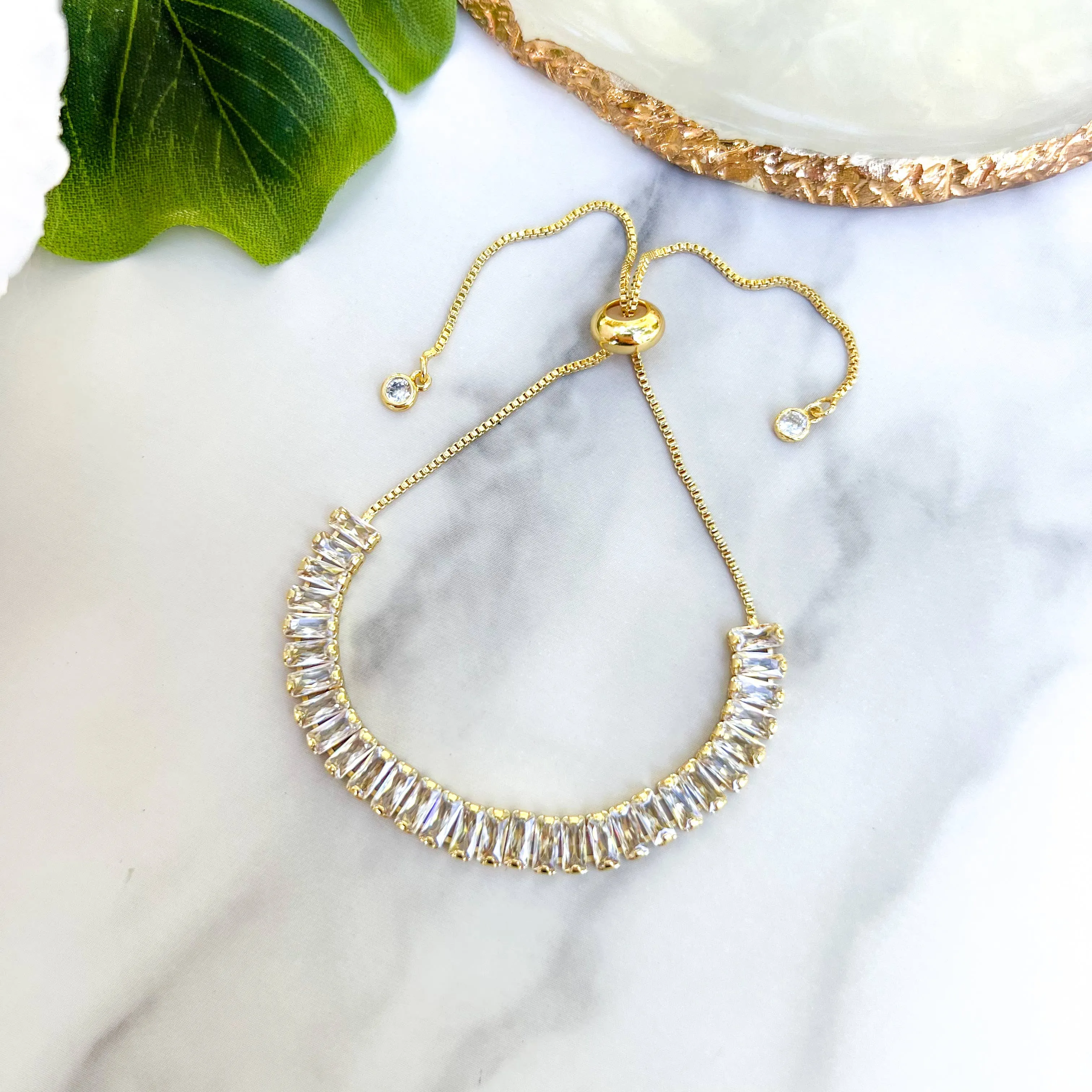 White Curb Chain Bracelet