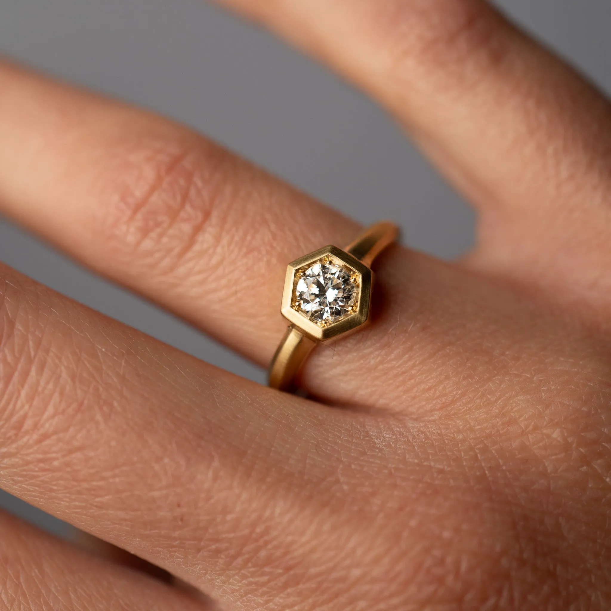 White Diamond Framework Solitaire