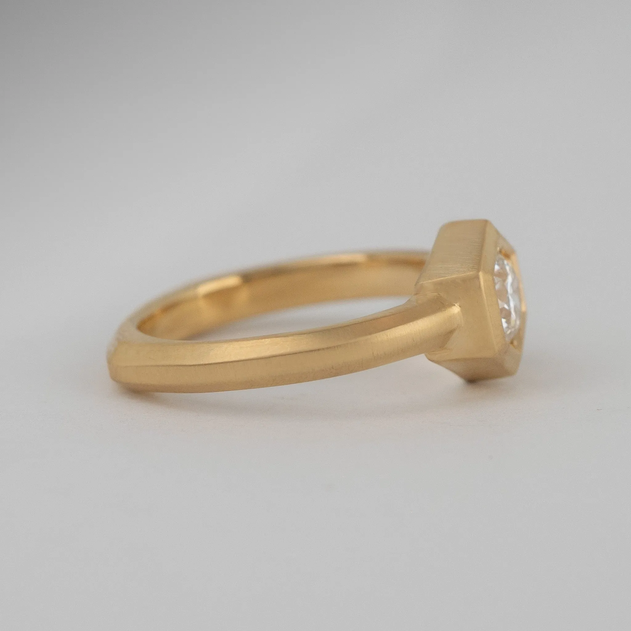 White Diamond Framework Solitaire