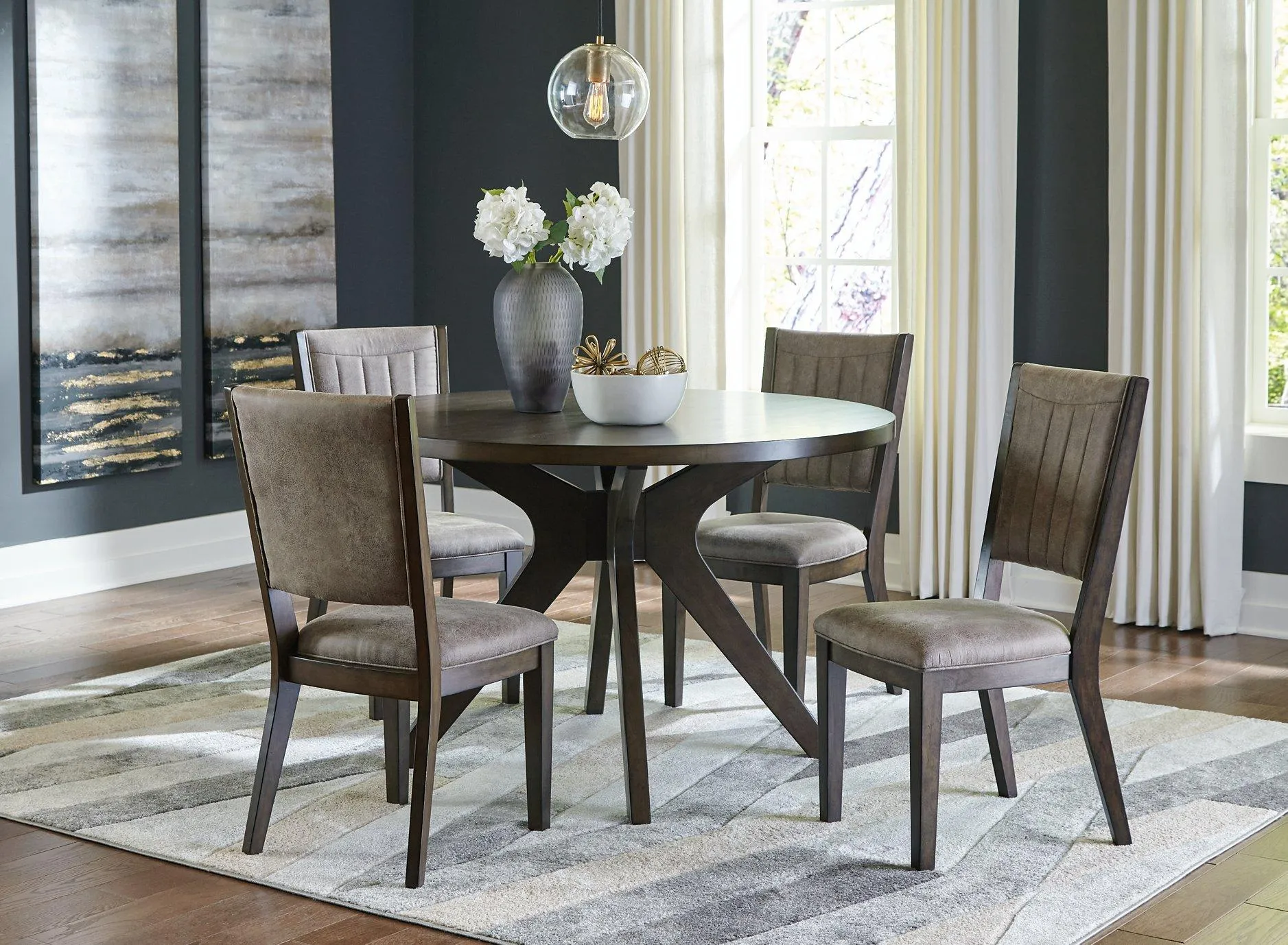 Wittland 5-Piece Dining Package