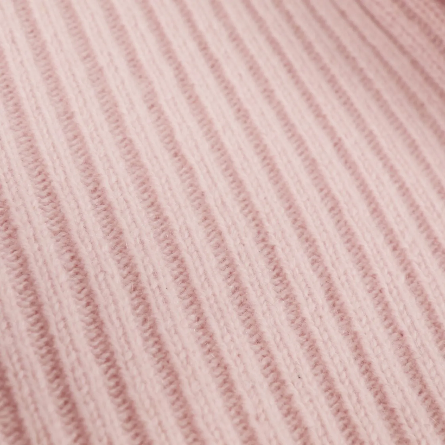 Women's Ribbed Cashmere Roll Neck